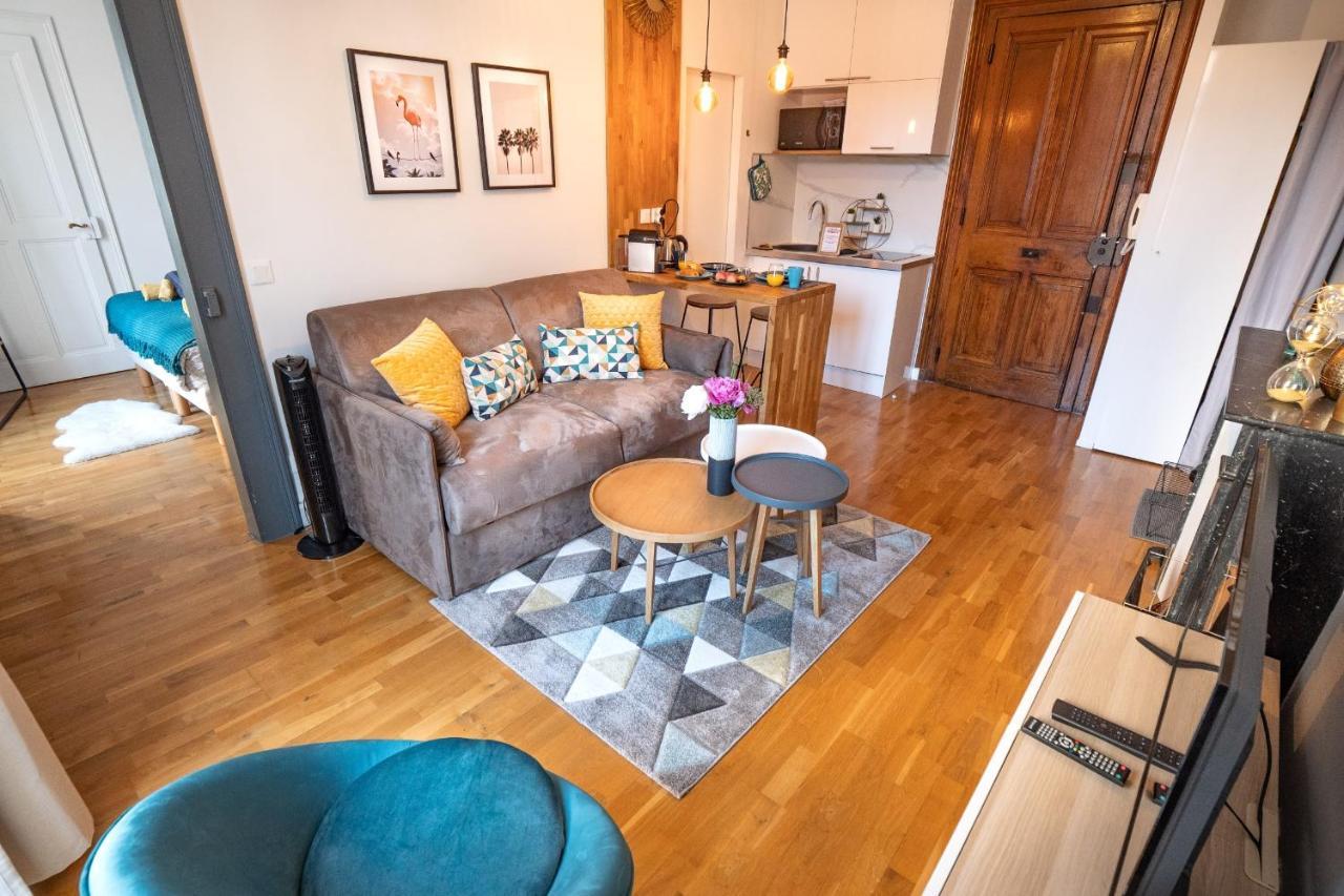 Au cœur d'Annecy - appartement en plein centre-ville Extérieur photo